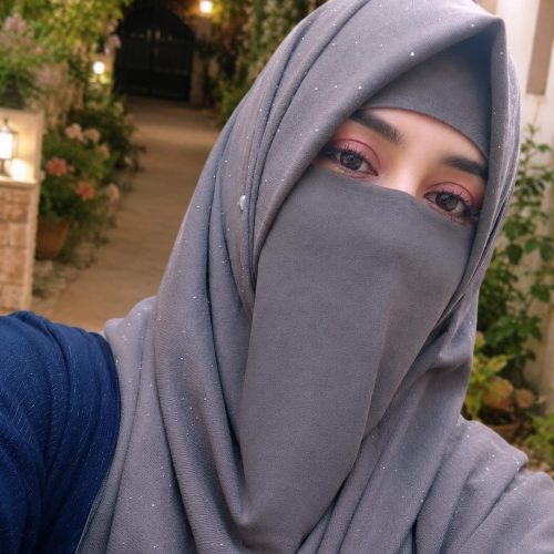 Hafiza Alina is a Female Quran teacher at E Quran-Academy