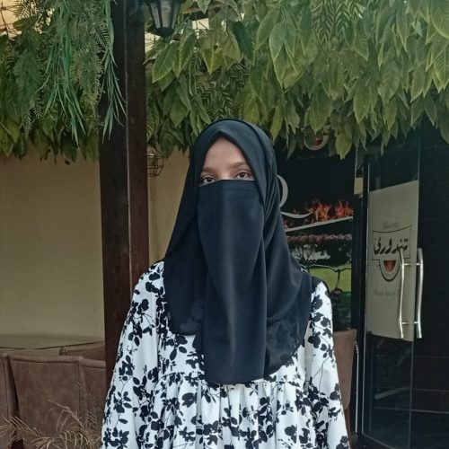 Teacher Zainab is a female Quran Teacher at E Quran-Academy